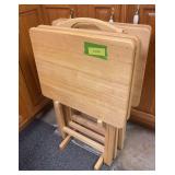 Set of 4 TV trays and carrier
