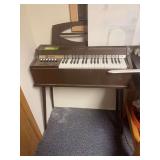 Magnus electric chord organ, unknown working condition