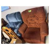 Pair of reclining chairs, blue and brown