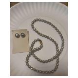 Nice set grey “pearls”
