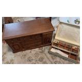 Pair jewelry boxes with jewelry