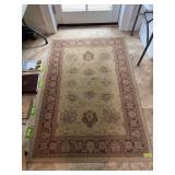 3’6 x 4’ rug in entry way