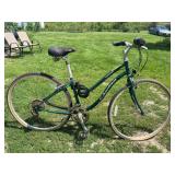 Schwinn Searcher bicycle 15 in