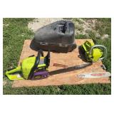 Poulan wild thing P40118WT chainsaw w/case and non working Poulan micro xxv saw