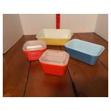 Pyrex refrigerator dishes, short 2 lids