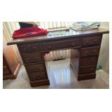 Seven drawer desk, missing pulls on one drawer
