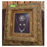 Framed sparkly jewelry, matches following lot