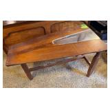 Cobblers bench table w plexiglass insert 15x30x18H