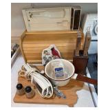 Knife block w Chefmate knives, electric knife, IA cutting board, bread box, etc