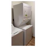GE Spacemaker stacking laundry unit Model WSM2700HFWWW