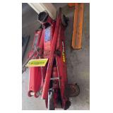 Small floor jack and scissor jack