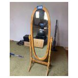 Swivel dressing mirror