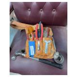 Electrician tool belt with tools