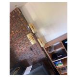 Retro floor to ceiling lamp