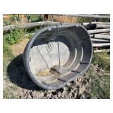 Rubbermaid 150 gallon stock tank with built-in tank heater