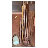 Hand tools and skis