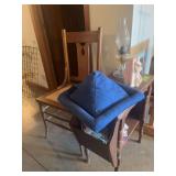 Magazine side table, chair, oil lamp, oil candle, etc