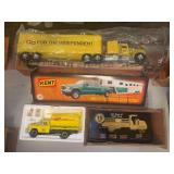 Kent Feeds die cast as shown