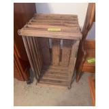 Wood slate crate