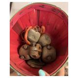 Small bushel basket, full of horn weights