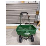 Fertilizer spreader