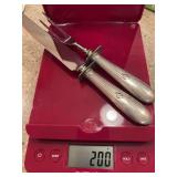 Unmarked carving set