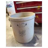 10 gallon Western Stoneware crock w wire bail handles Nice ring