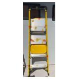 Gorilla ladders four step painters ladder