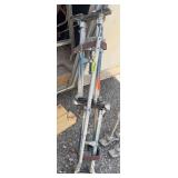 Adjustable drywall stilts