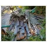 Large qty of metal wall studs, 2",4",6" 100s of pcs