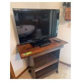Rolling kitchen cart 18D x 36L x 32H and Toshiba 32' TV