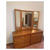 6 drawer dresser w/ triple mirror 18D x 67L x 72H