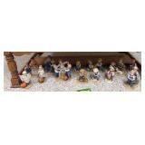 13 Demin Days figurines
