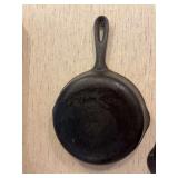 Wagner cast skillet No 5