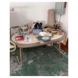 Table and contents on top