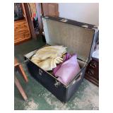 Trunk with blankets