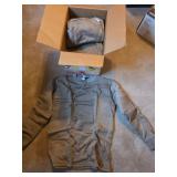 Box of comfort skins size large
