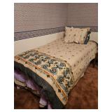 Pair of Twin Beds with Bedding, Blankets, Pillows (Check All Pictures) - Bring Boxes to pack Bedding