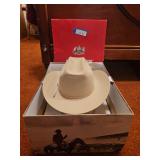 Stetson 4X Beaver Cowboy Hat in Original Box, Size 59 / 7 3/8