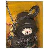 Vevor 1T chain hoist