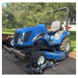 New Holland TZ25DA compact tractor front wheel assist with heavy 3 point ROPS with 60” mower deck 191hrs showing on hour meter **NOT CURRENTLY RUNNING** WIRE TRANSFER REQUIRED