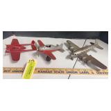 3 tin airplanes
