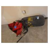 Heavy bag 24' and boxing gloves