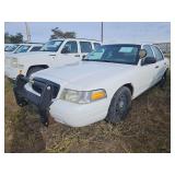 2009 Ford Crown Vic, Vin # 2FAHP71V79X101042, Mileage/Odometer Reads 112,463 - Hail Damage, Cracked Windshield, Exterior Locks Will Be Drilled Out - This item has a WY Title and will require a Wire tr