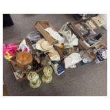 Miscellaneous home decor, including some glassware, food and meat chopper, some kitchen item