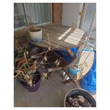 Round Wood picnic table with benches, 48"