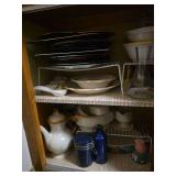 Serving platters, plastic ware-check pictures-Bring Box to pack