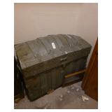 Vintage Trunk 32x18x22