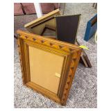 Various picture frames includes very unique geometric pattern frame