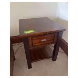 Single drawer side table 20x22x24H